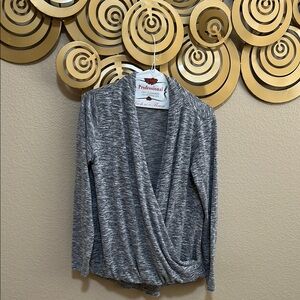 Tahari Heather Gray Knit Top